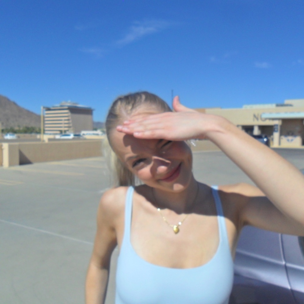 Meet your Posher, Annie